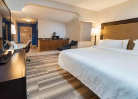 Country Inn & Suites by Radisson, South Haven, MI 5