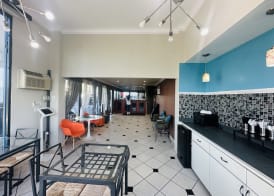 Casa Blanca Hotel - Orange 2