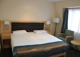 Cromwell Hotel 4