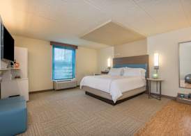 EVEN Hotel NORWALK by IHG 5