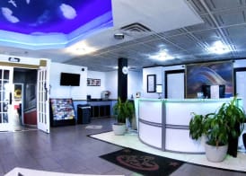 R Nite Star Hotel At Arlington Entertainment District 3