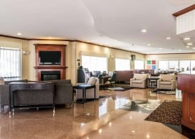 Comfort Suites Canton - Detroit 4