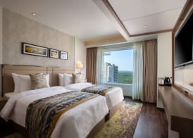 Royal Hometel Suites 4