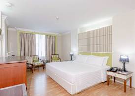 Golden Tulip Sovereign Hotel Bangkok 5