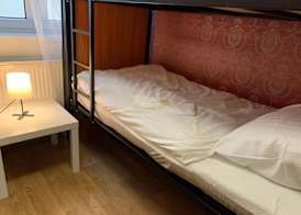 Helen Hostel u Náměstí Míru 5