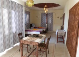 Nile Compound 2