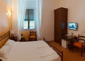 Virginia's Rooms 3