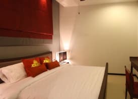 Two Villas HOLIDAY - ONYX Style Naiharn Beach, Phuket 4
