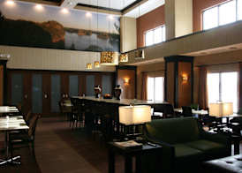 Hampton Inn & Suites Peru 2