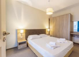 Apart Hotel Tarsis Club 5