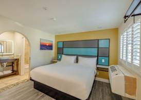 Hotel Avenida Victorville I 15 5