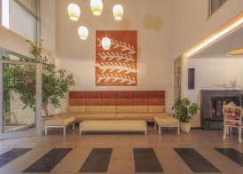 Hotel Delta 4