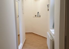 White Swan Boutique Apartments 5