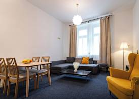 Little Tom Apartments 5