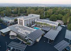 DoubleTree by Hilton Chico 2