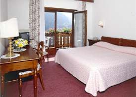 Ariston Lake View Hotel 5