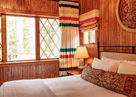 Deer Mountain Inn 4