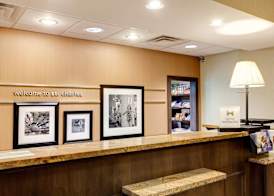 Hampton Inn & Suites Chicago/St. Charles 4
