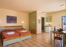 Nireas Hotel 4
