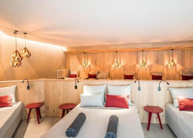 Alpenrose's Dining & Living 3