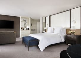 Four Seasons Hotel Sydney 5