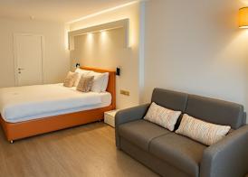 Sparkle Hotel 3