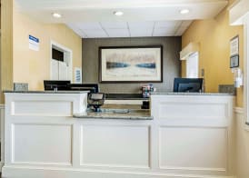 Best Western Springfield Hotel 4