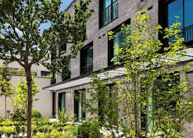 Deskopolitan House 3