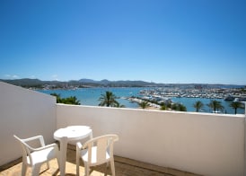 The White Apartments 3