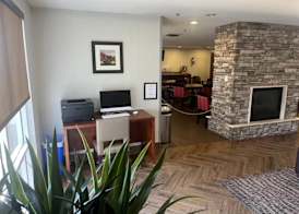 Comfort Inn & Suites Phoenix North - Deer Valley 4