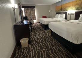 Days Inn & Suites by Wyndham Casey 5