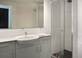 Adina Apartment Hotel Perth 3