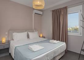 Fresh 1 Bd Apt with Patio in Heraklion 5