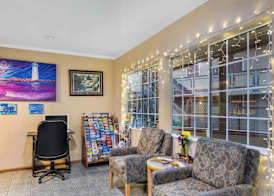 Howard Johnson by Wyndham Santa Cruz 3