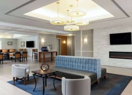 Fairfield Inn & Suites by Marriott Bakersfield North/Airport 2