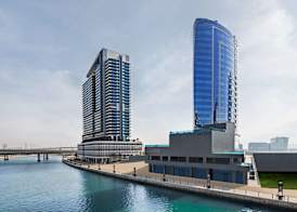 Radisson Blu Hotel, Dubai Canal View 3