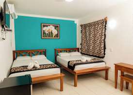 Hotel Las Palmas en Laurel 4