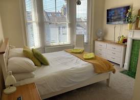 Coastal Charm Lets 5