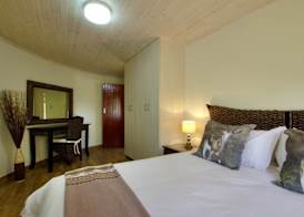 Monzi Safari Lodge 3