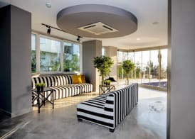 Tourist Hotel 5