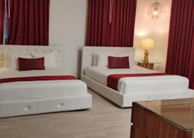 Maxines Dorset Catalina Hotel 5