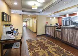 Hampton Inn Dry Ridge 5