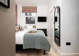 Your Apartment - Camden 5