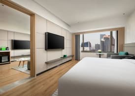 Holiday Inn Shanghai Nanjing Road by IHG 5