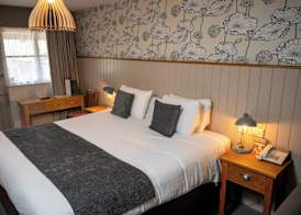 Cedars Inn by Greene King Inns 5