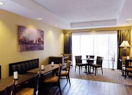 Hampton Inn Eau Claire 3