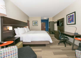 Holiday Inn Express & Suites SEASIDE-CONVENTION CENTER by IHG 3