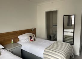 Salutation Inn 4