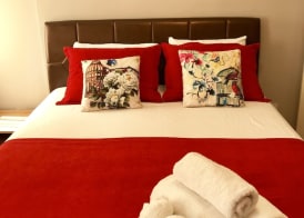 Sirena's Suites 5