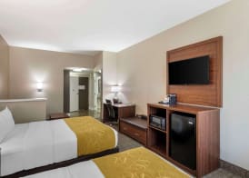 Comfort Suites Tulare Sequoia Gateway 5
